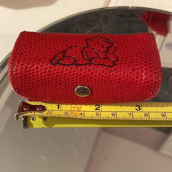 * RARE * Winnie the Pooh red leather mirror lipstick case The Disney Store - Picture 6 of 9